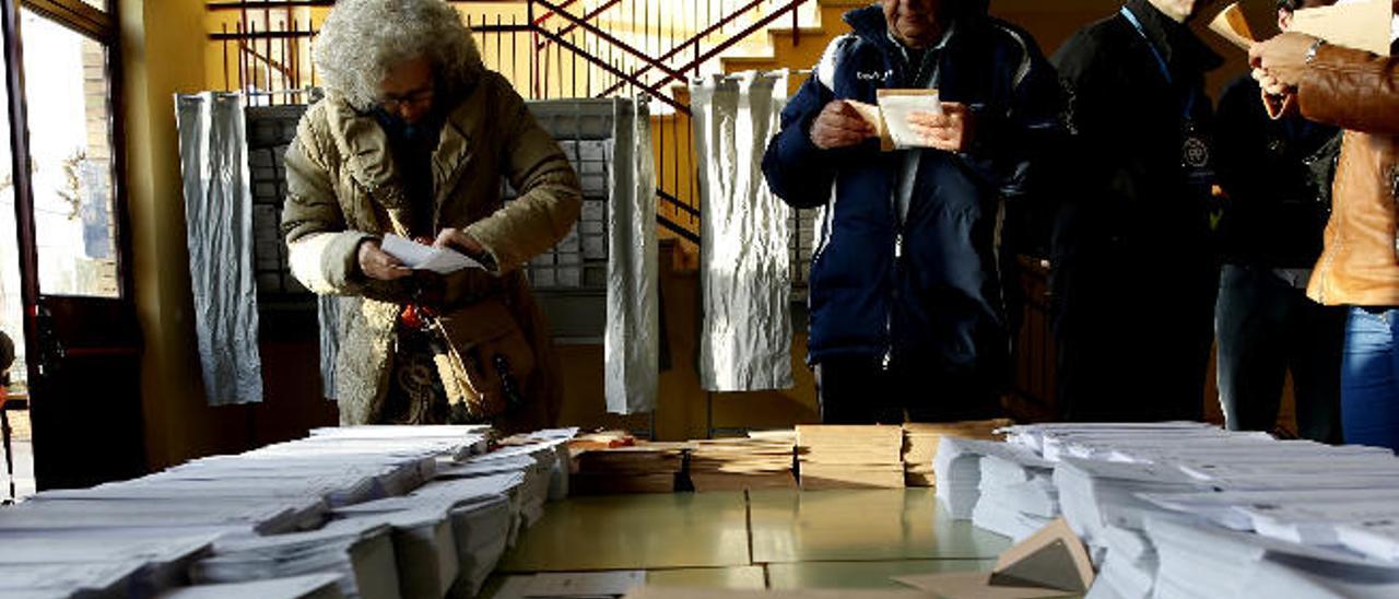 El 31% de los electores canarios  decide su voto durante la campaña