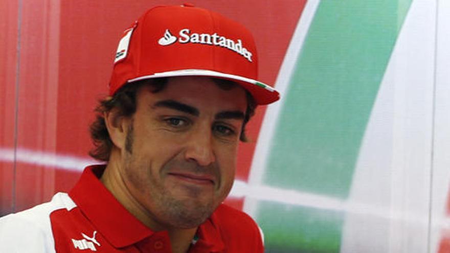 Fernando Alonso sonriente
