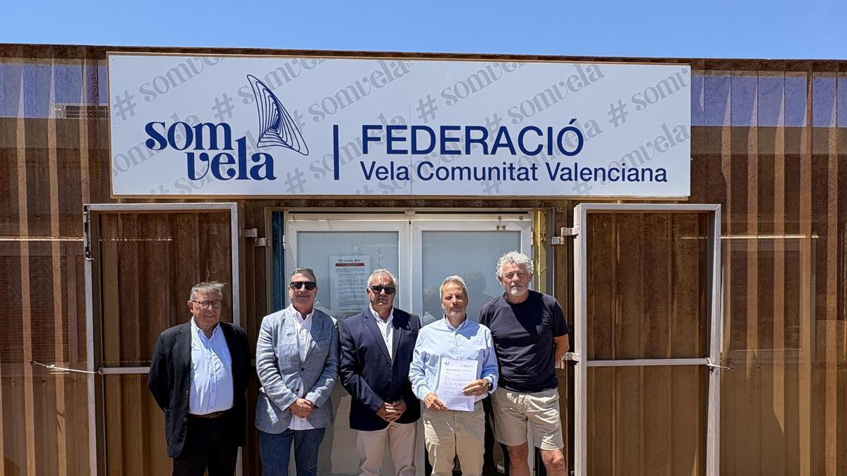 Representantes de la Federación de Vela y de Marina Port Valencia.