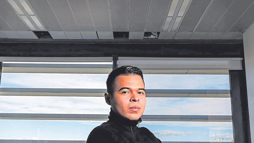 William González, escritor: "Estaba destinado a ser un sicario como mis primos"