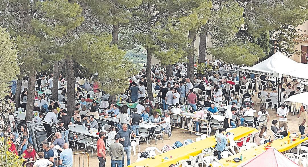 Una gran aglomeración de gente en el ‘pancaritat’ de Mancor de la Vall.