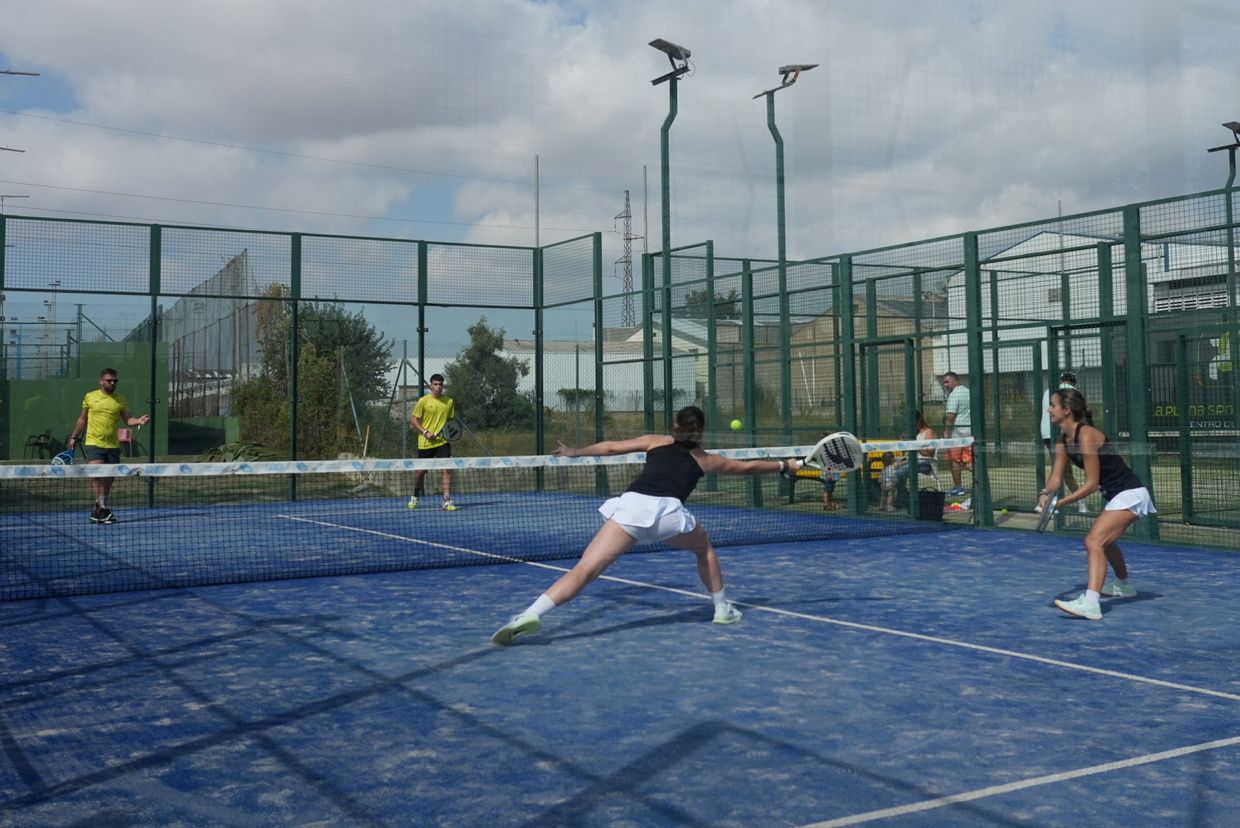 Alta participación en el IV Torneo de Pádel Solidario de la Gaiata Sequiol