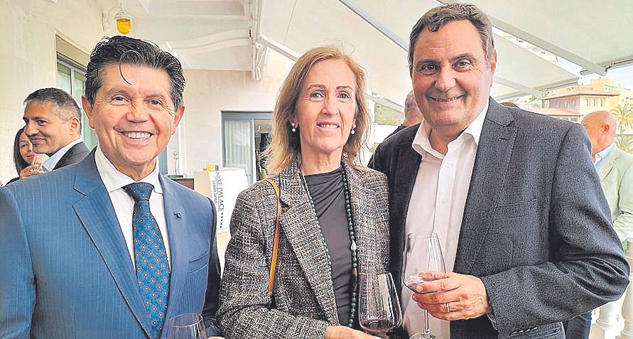 Rafael Arismendi, Rosa Torrens y Carlos Panizo.