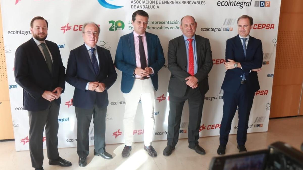Inauguración de las jornadas de empresas de energías renovables celebradas este viernes en Córdoba.