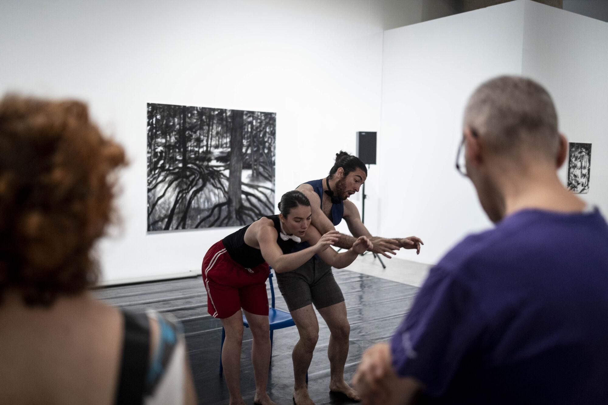 DANZA 'PAS A TROIS' CON HUGO Y VEGA GRIMALT POR EL 30 ANIVERSARIO DEL MUSEO PABLO SERRANO
