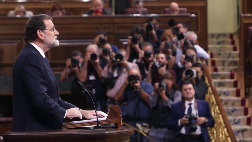 Rajoy da un total de ocho días a Puigdemont para que vuelva &quot;a la legalidad&quot;