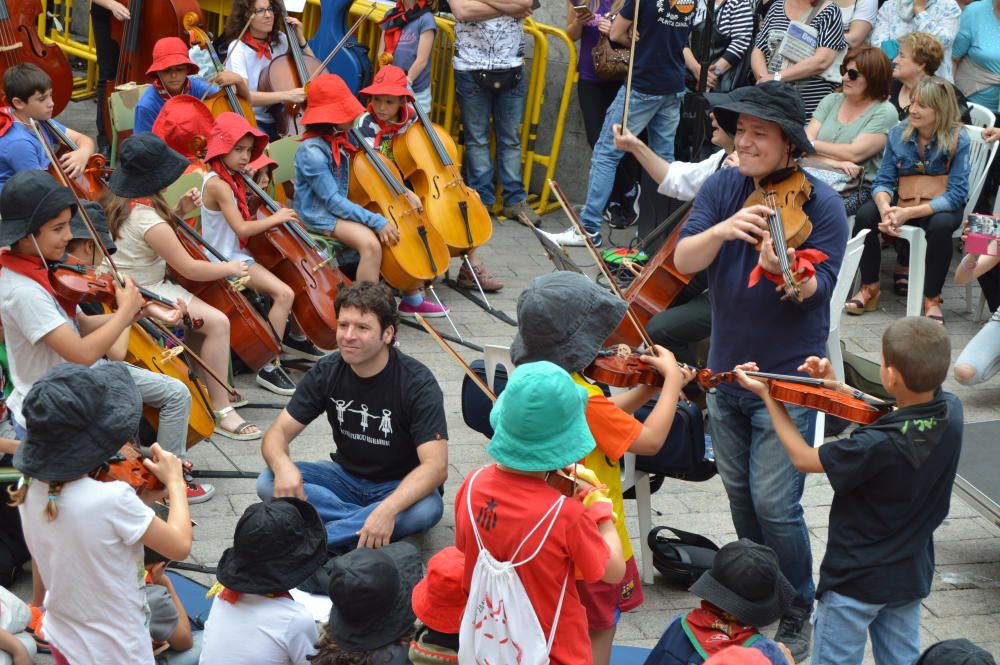 El projecte Superfilharmònics d''orquestres escolars aplega 300 músics en un concert inèdit