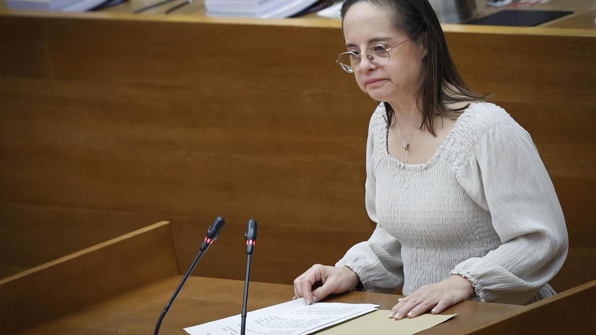 La diputada del PP Mar Galcerán, en una intervención en las Corts.