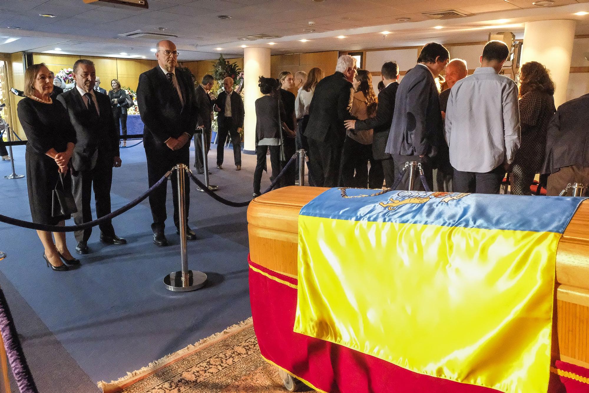 Capilla ardiente y funeral de Lorenzo Olarte