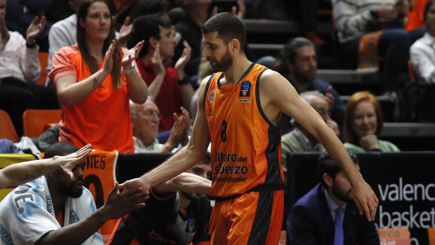 El Valencia Basket vence al Zenit pero puede perder a Dubljevic