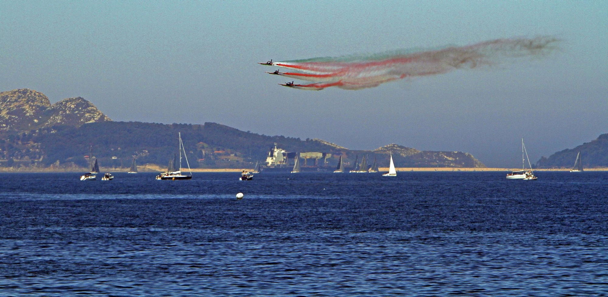 Once años sin el día en que todo Vigo miraba al cielo
