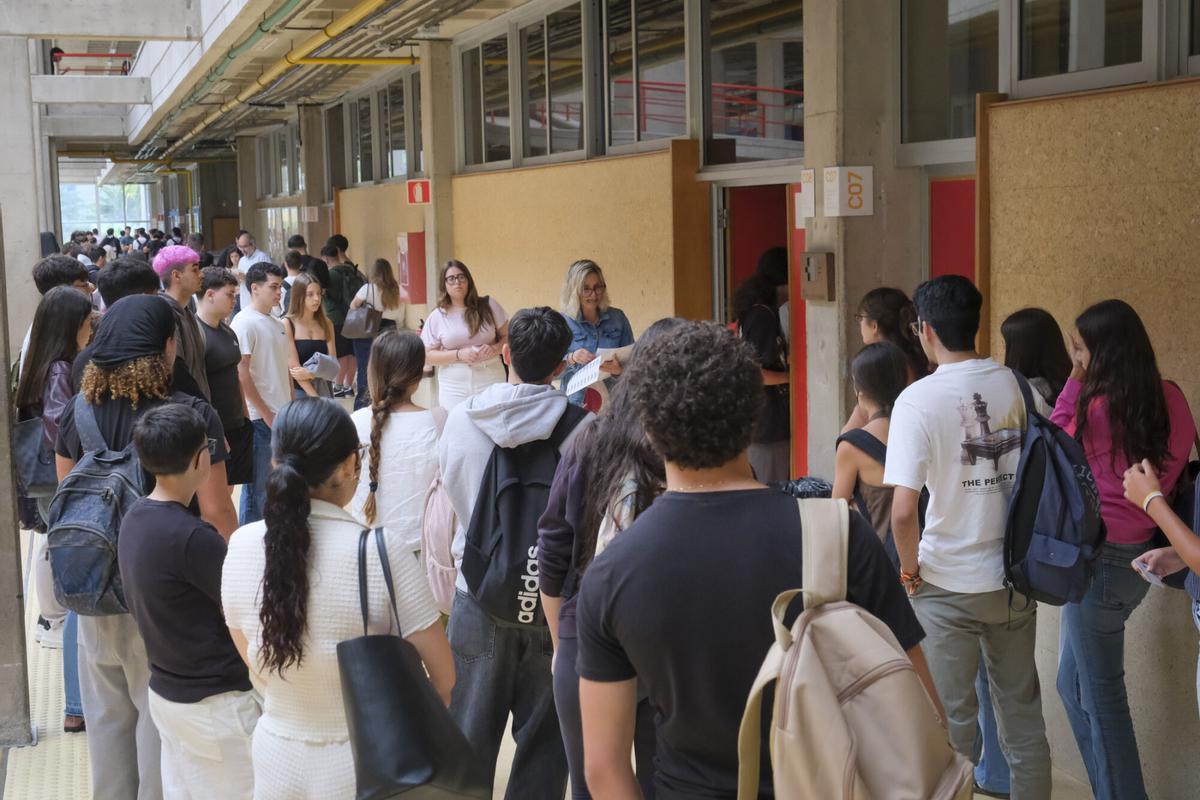 Primer día de la convocatoria de la PAU extraordinaria