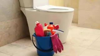 Los pasos que debes seguir para limpiar el baño en diez minutos