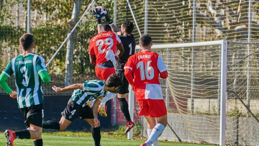 El Peralada guanya el derbi i acaba amb la imbatibilitat del Girona B