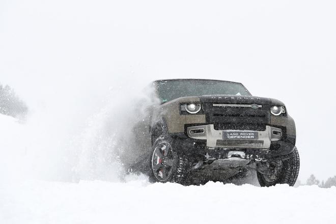 Land Rover Defender, Andorra, Grandvalira