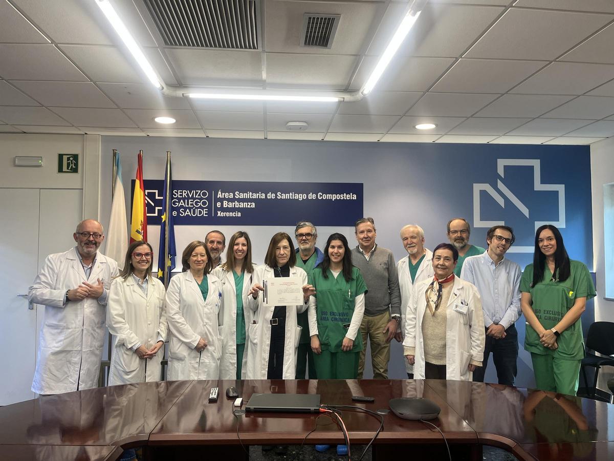 Profesionales del Servicio de Neumología del CHUS con la distinción ‘Diamante con Excelencia’ que concede SEPAR.