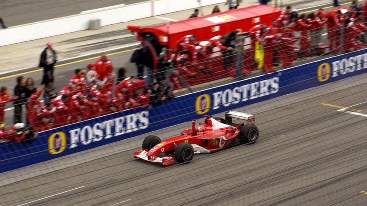 Michael Schumacher celebra una victoria en 2003