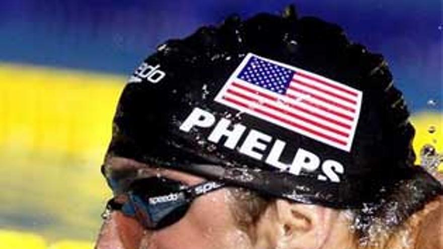 Michael Phelps suma oros y récords