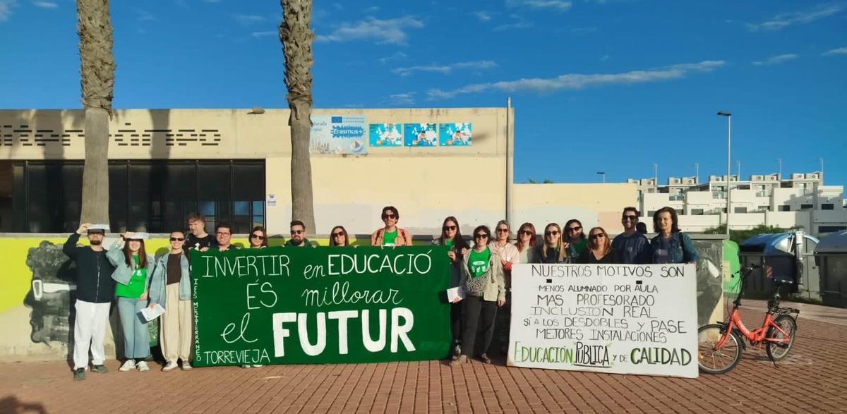 Protestas de docentes en la Vega Baja