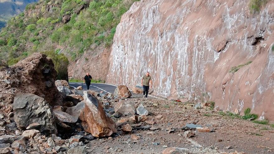 Cabildo de Tenerife invierte 300.000€ en 8 estudios para estabilizar taludes en vías.