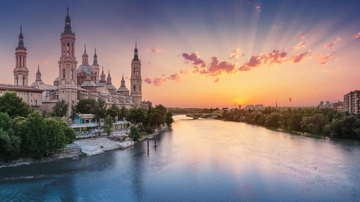 El mayor experto en viajes de 'The Times' lo tiene claro: esta son las tres mejores ciudades españolas