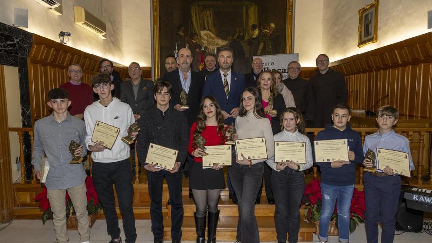 El Ayuntamiento de Caravaca entrega los premios de la 43 edición del Certamen Literario Albacara