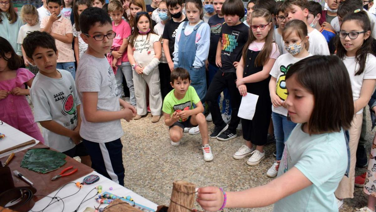 Los oficios tradicionales se cuelan en el colegio público de Baño-Xanza