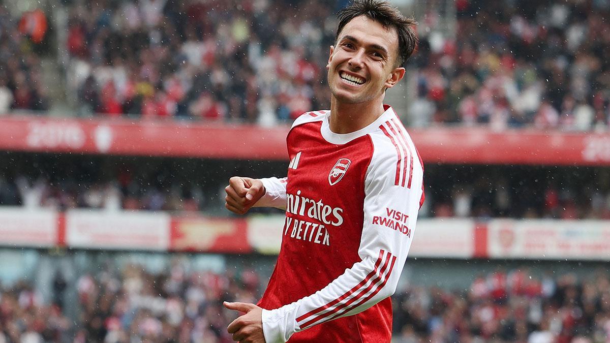 Martin Zubimendi celebra tras marcar el 3-0 contra el Nottingham Forest