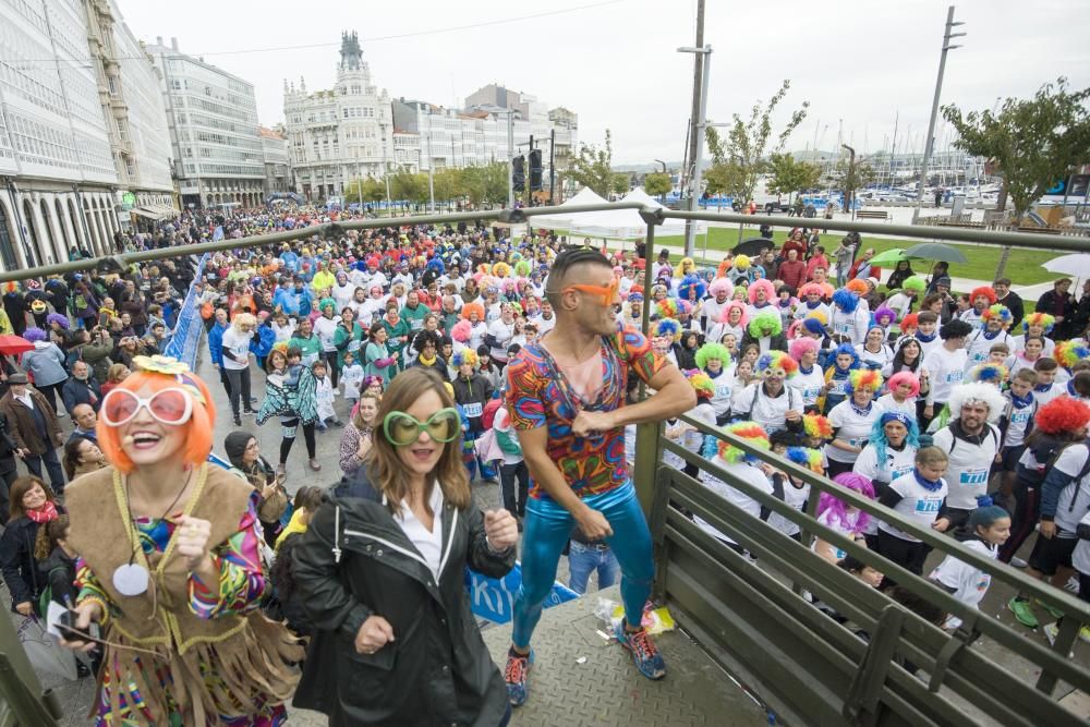 Más de 9.000 personas participan en la sexta Carrera ENKI en A Coruña.