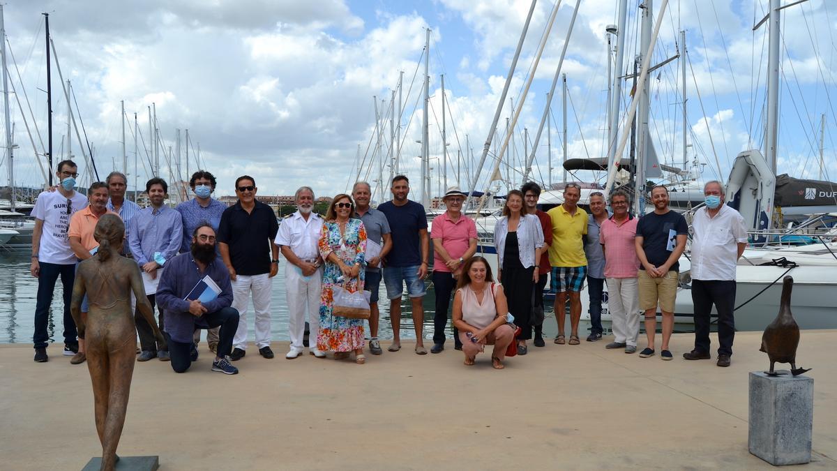 Los artistas que han participado en esta tercera edición de &quot;Esculturas frente al mar&quot;