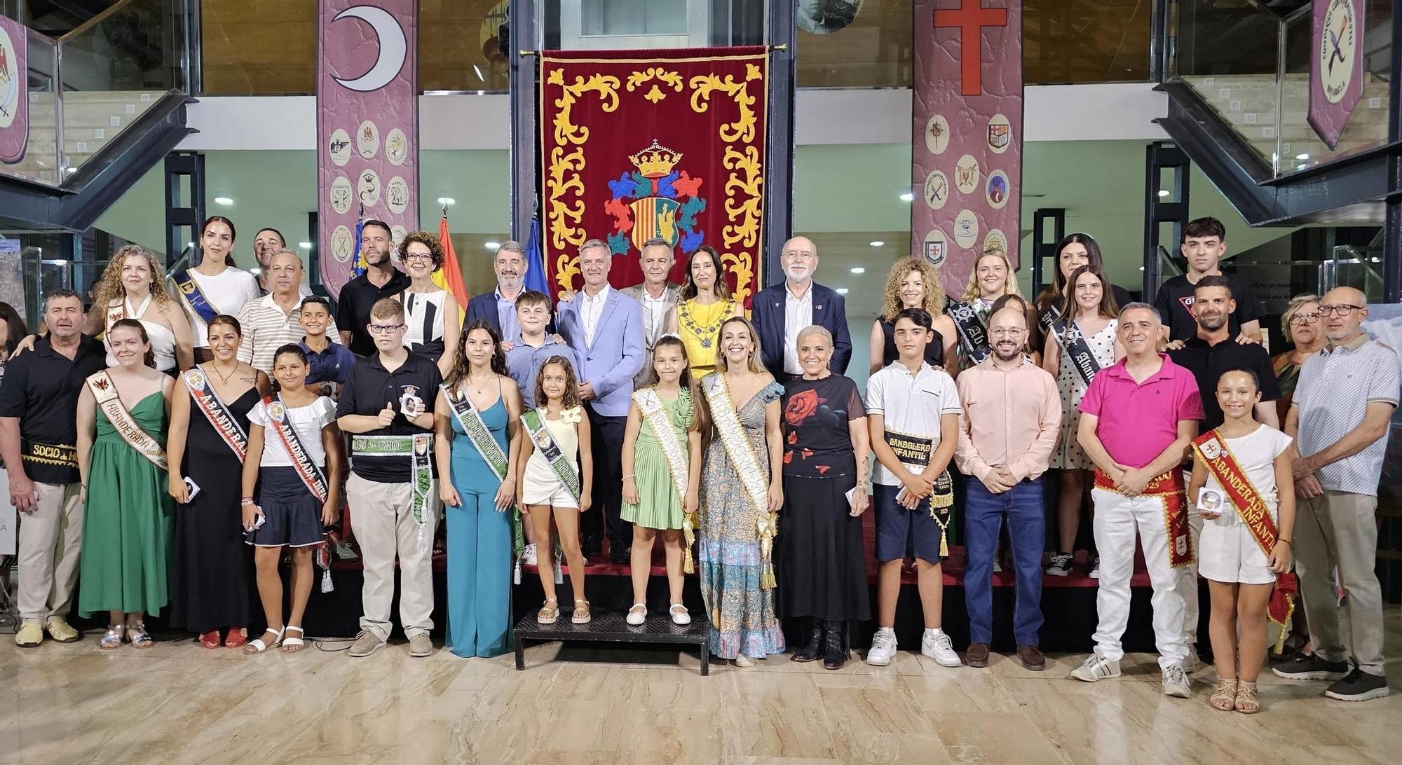 Así ha sido la recepción del Ayuntamiento de Orihuela a los cargos festeros