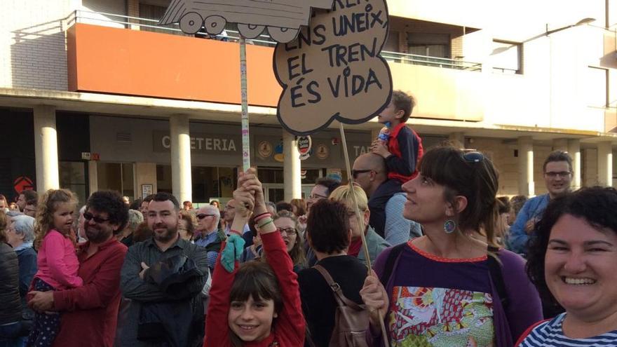 Más de medio millón de viajeros utilizaría cada año el tren de Dénia