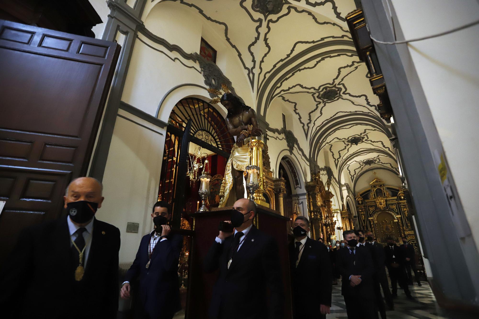 Vía Crucis de Gitanos en la iglesia de San Juan