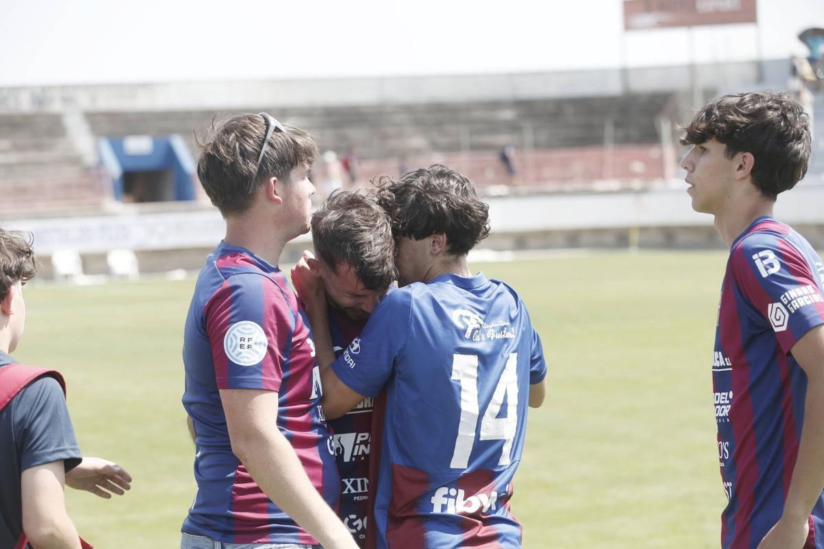 Poblense - Águilas: las imágenes del partido