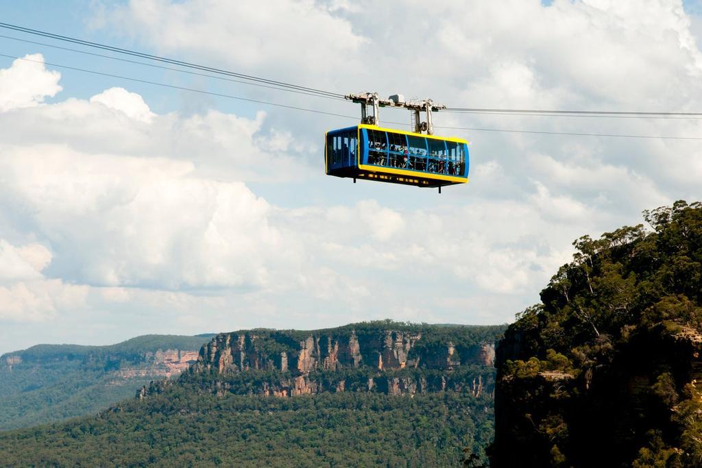 El impresionante teleférico que cruza las Montañas Azules