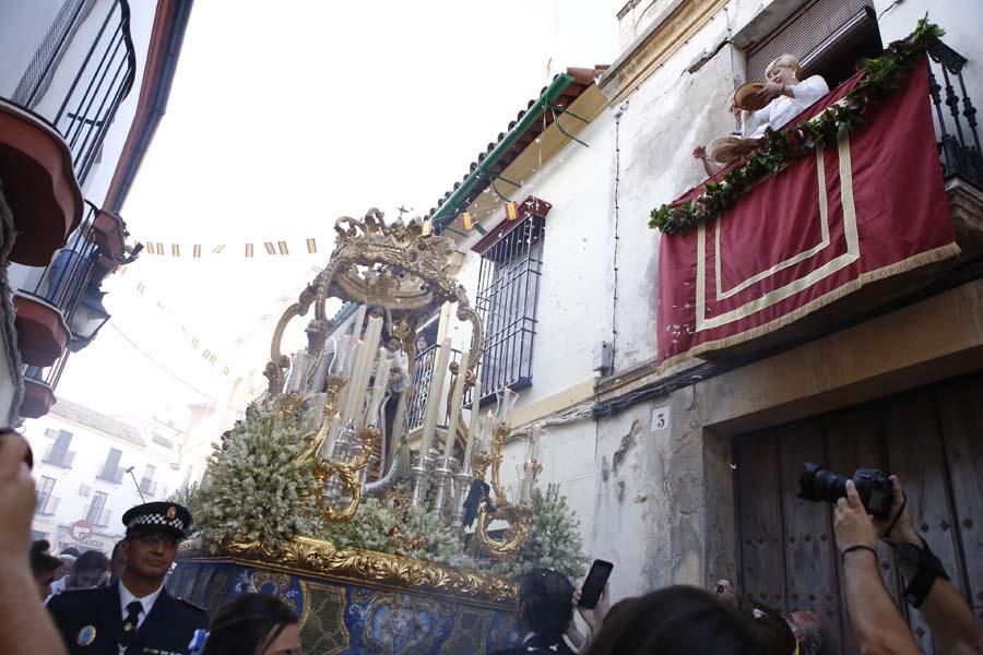 La Virgen del Socorro pasea por su barrio