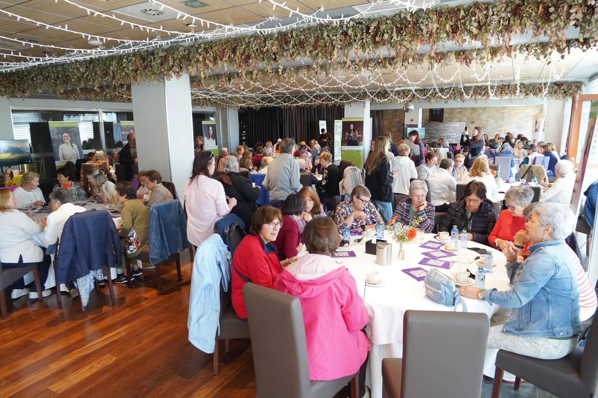 Las mujeres rurales de Castilla y León celebran por adelantado su día entre viñedos
