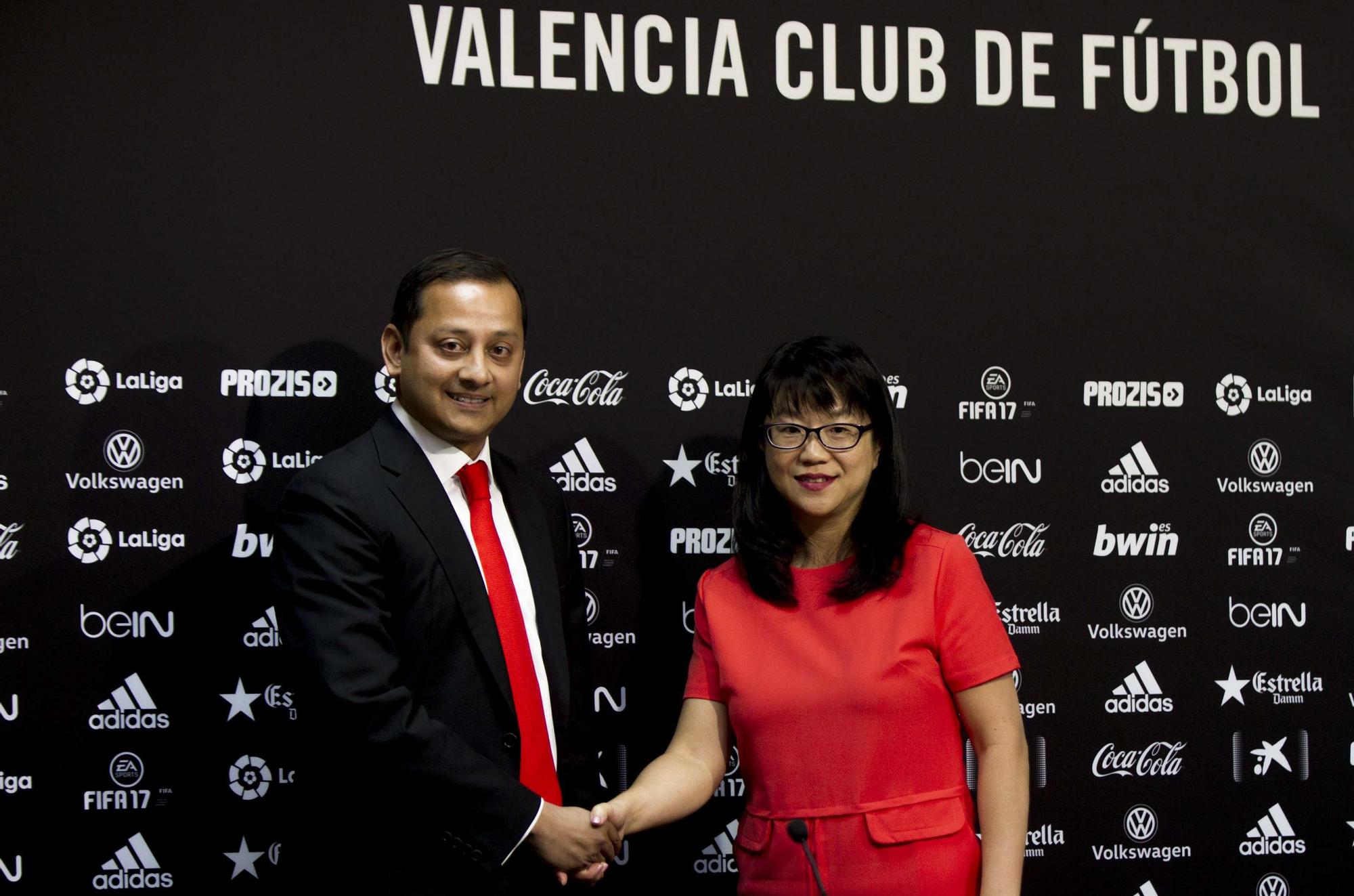 Album de fotos de Anil Murthy en la presidencia del Valencia CF