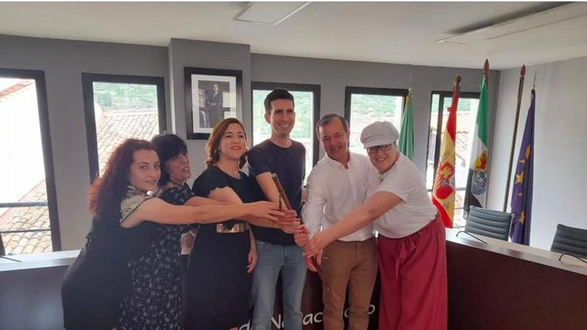 Miembros del Ayuntamiento de Navaconcejo.