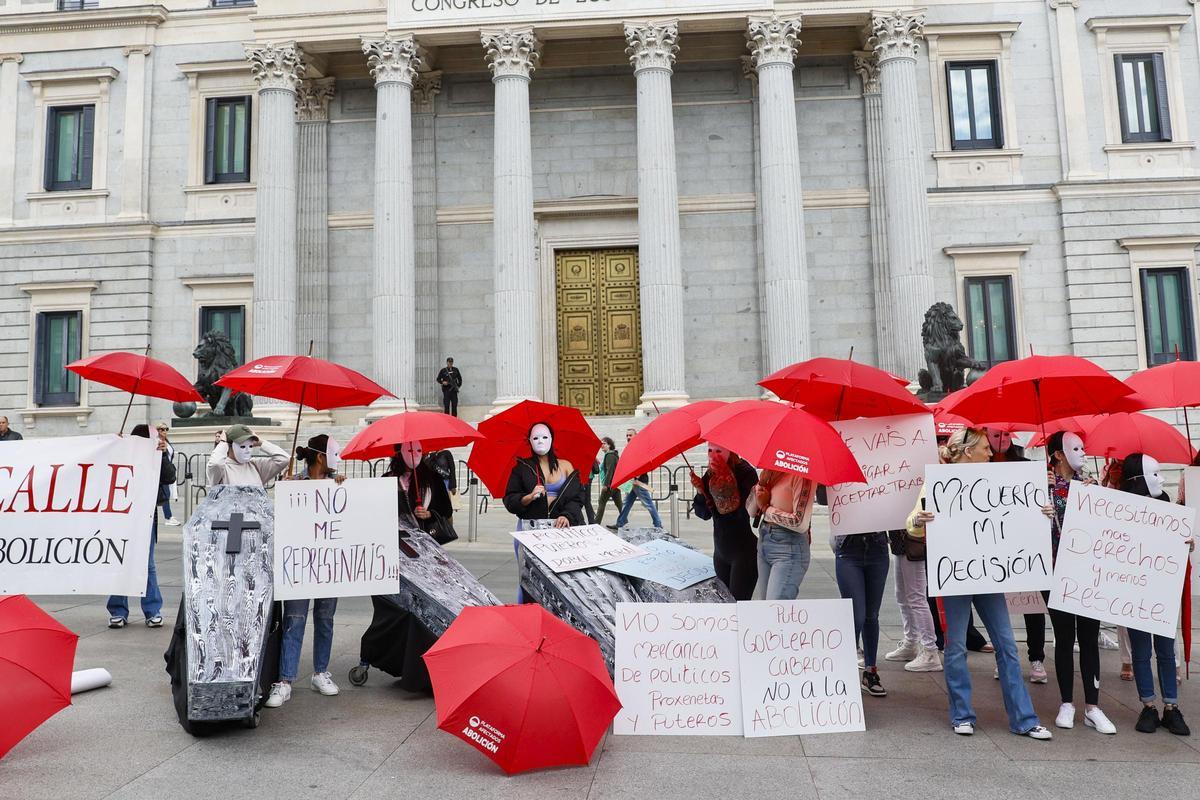 Un momento de la protesta contra la abolición de la prostitución.