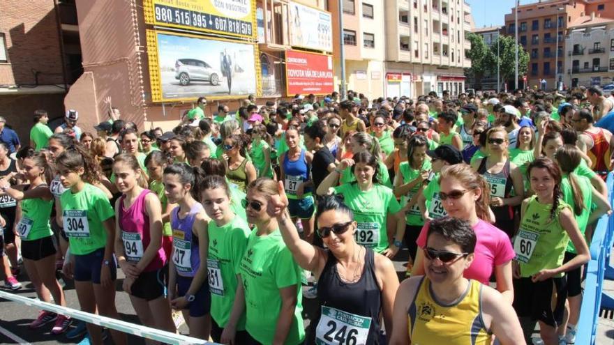 Participantes en una anterior edición de la carrera de &quot;El Cerco de Zamora&quot;