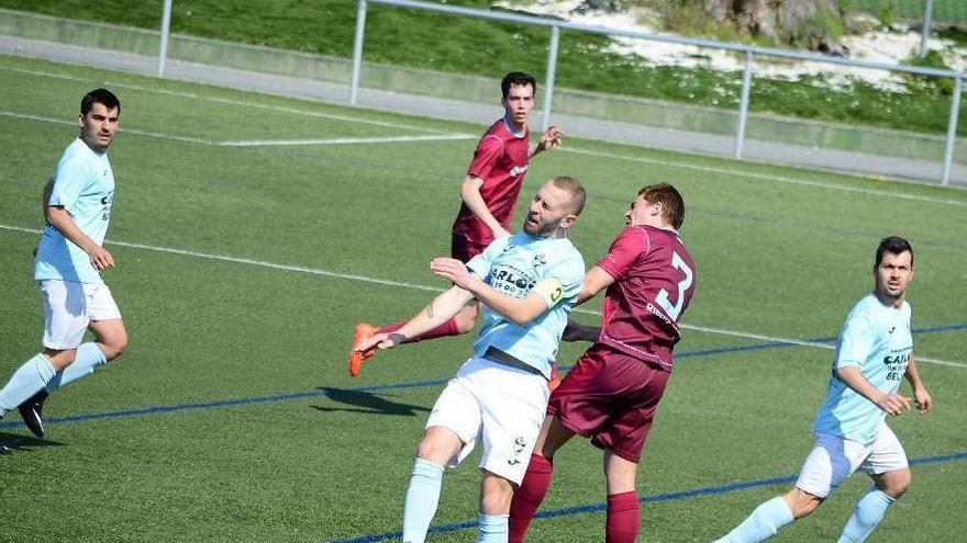 Una acción de un partido del Beluso de la pasada temporada. // Gonzalo Núñez