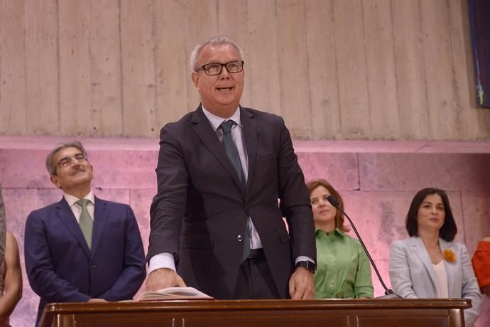 Toma de posesión de los consejeros del Gobierno de Canarias