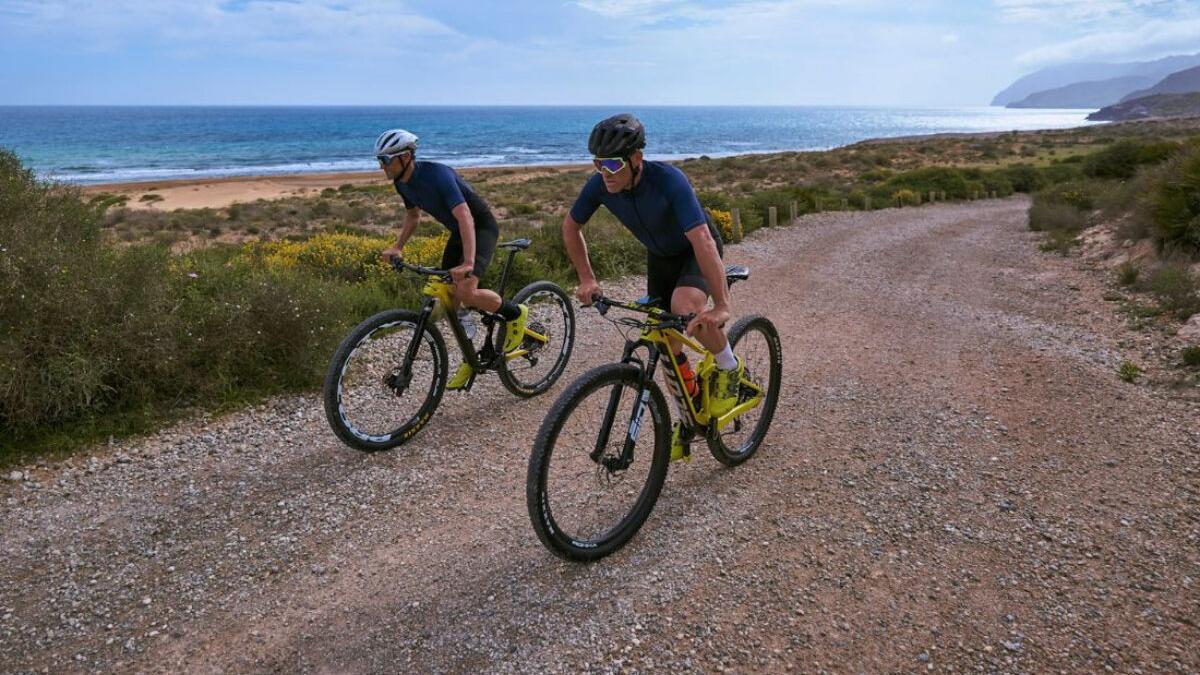 El gravel llega con fuerza a Castellón: Alejandro Valverde, Samuel Sánchez y Luis León Sánchez, en la línea de salida