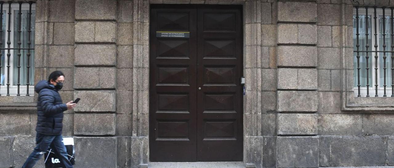 Oficina de Extranjería en la Subdelegación del Gobierno de A Coruña. |   // CARLOS PARDELLAS
