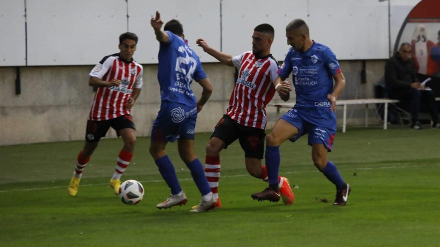 El Zamora CF toca fondo ante el Ourense
