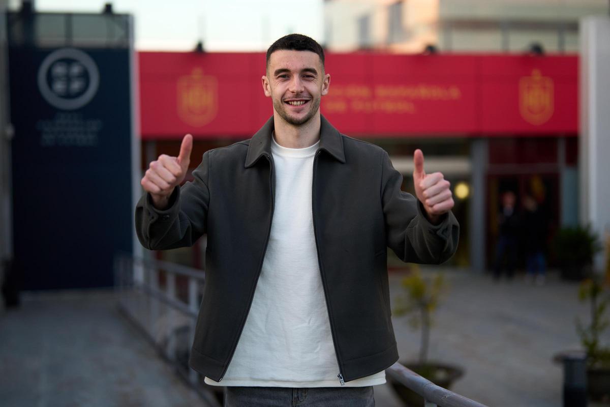 Joan García, durant la seva arribada a Las Rozas
