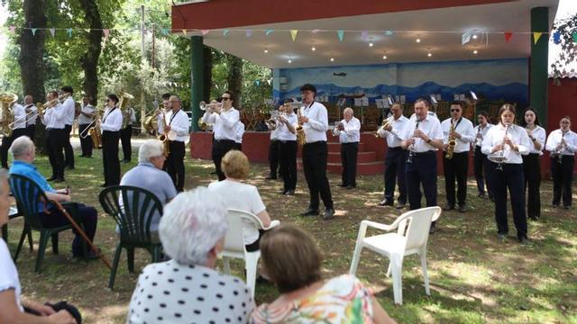 Prado y Castro Darriba honran a San Benito con procesiones y música | BERNABÉ/AMANDA CASTRO