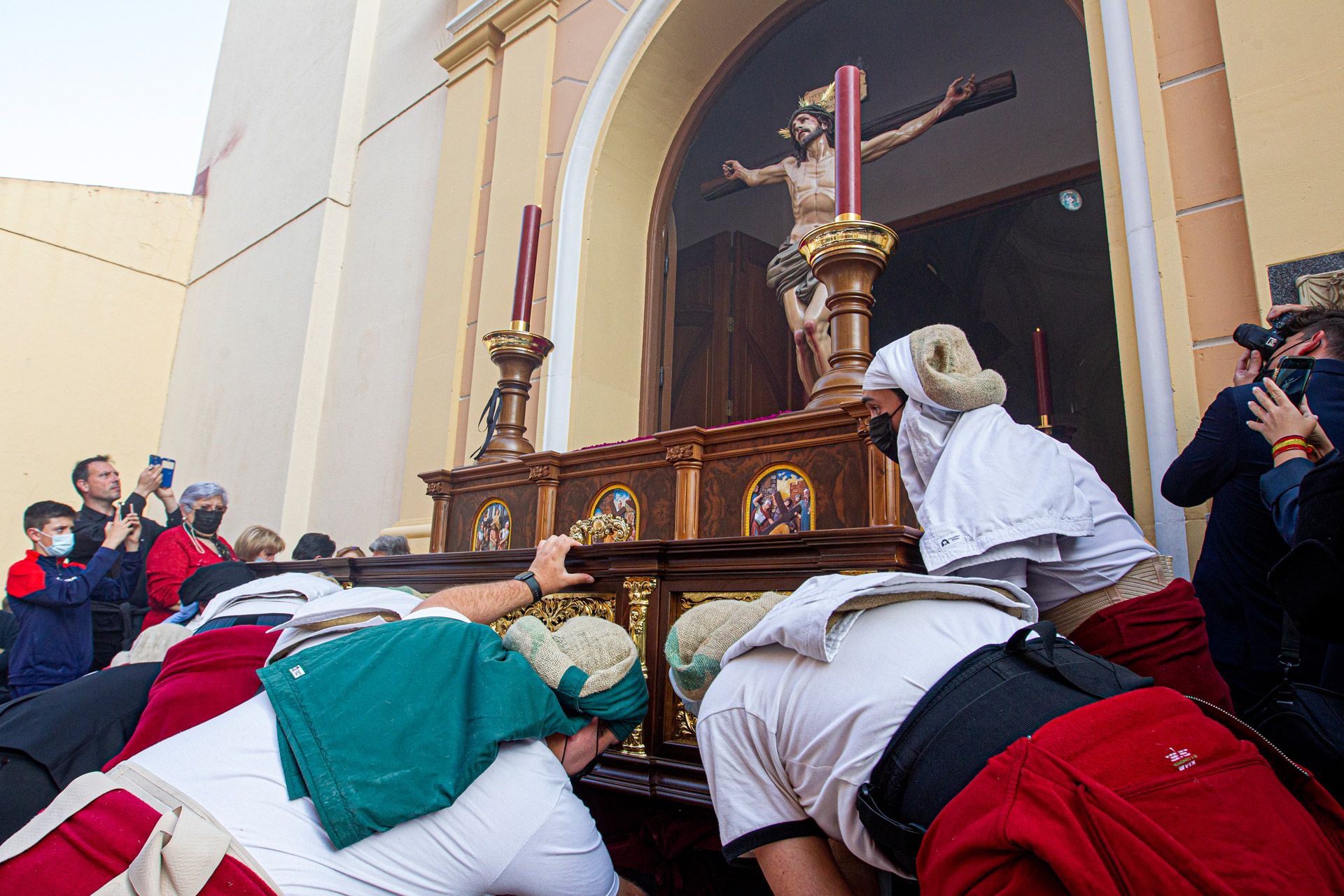 Hermandad Penitencial Mater Desolata