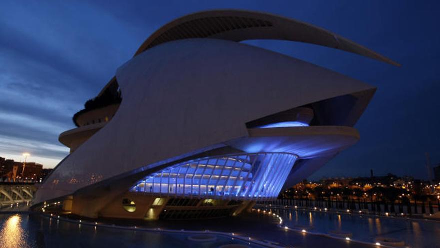 El Palau de les Arts, al atardecer.